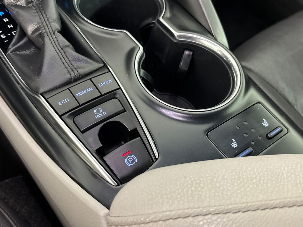 2019 Toyota Camry XLE