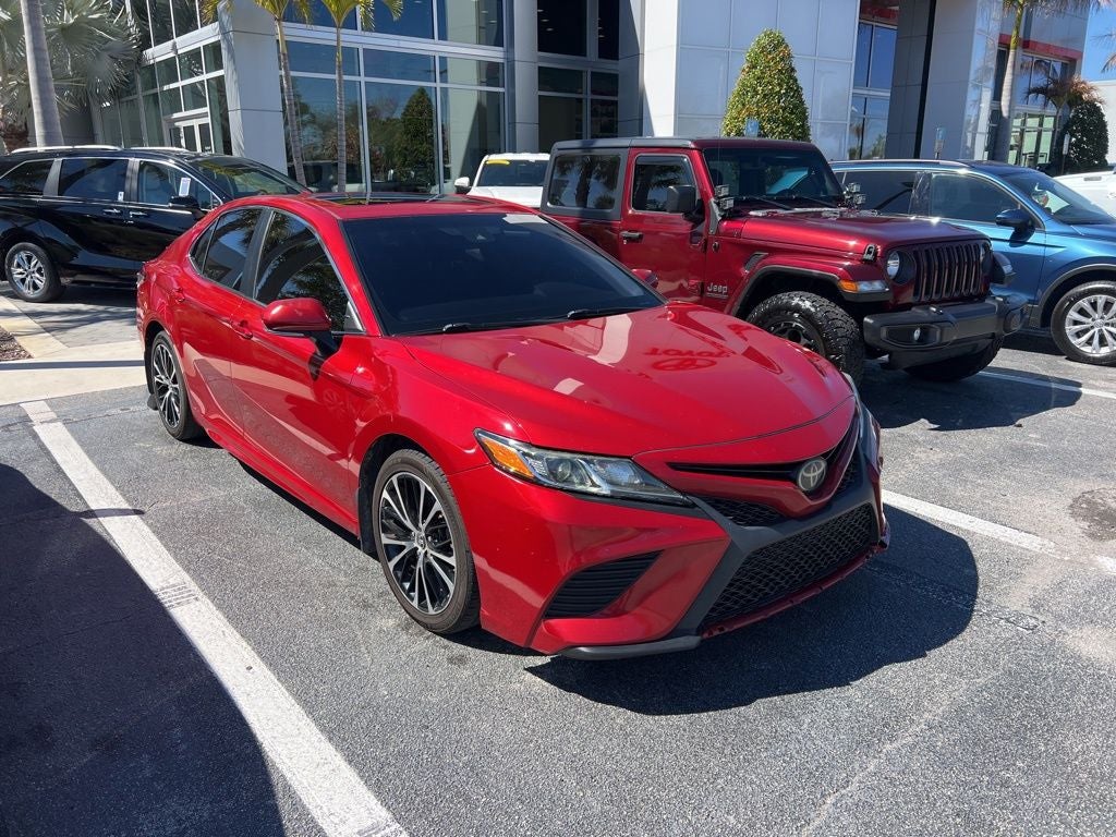 2019 Toyota Camry SE