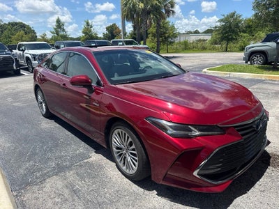 2019 Toyota Avalon Hybrid Limited