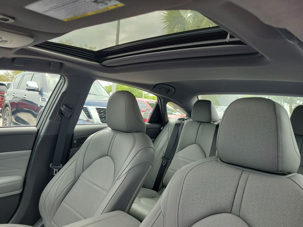 2019 Toyota Avalon Hybrid Limited