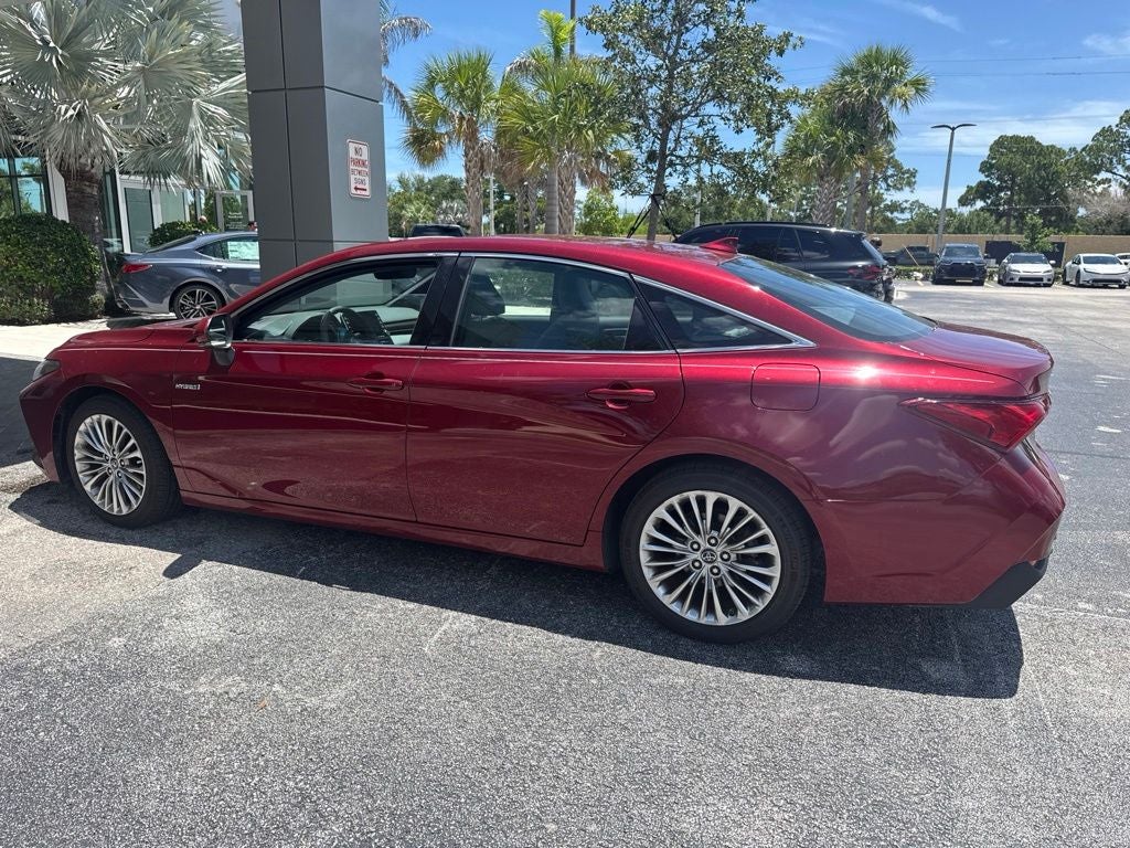 2019 Toyota Avalon Hybrid Limited