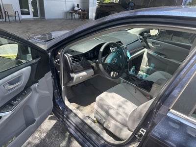2017 Toyota Camry LE