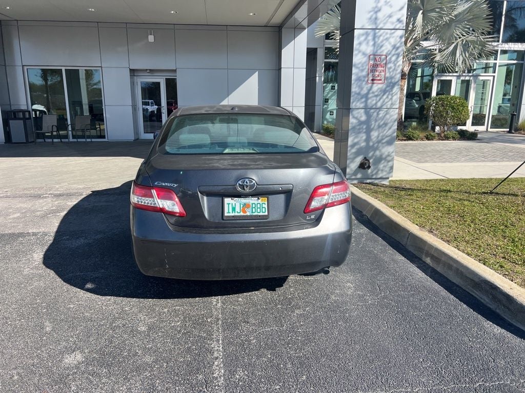2011 Toyota Camry LE