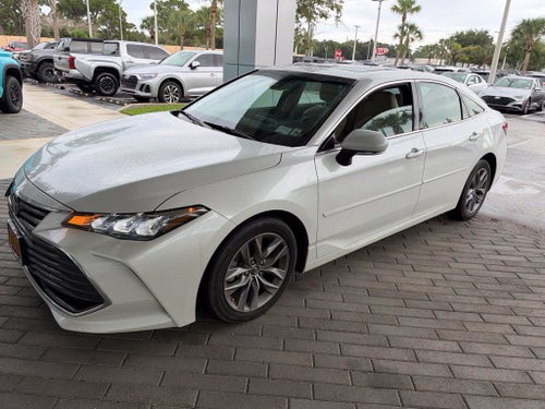 2019 Toyota Avalon XLE