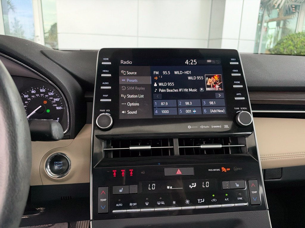 2019 Toyota Avalon XLE