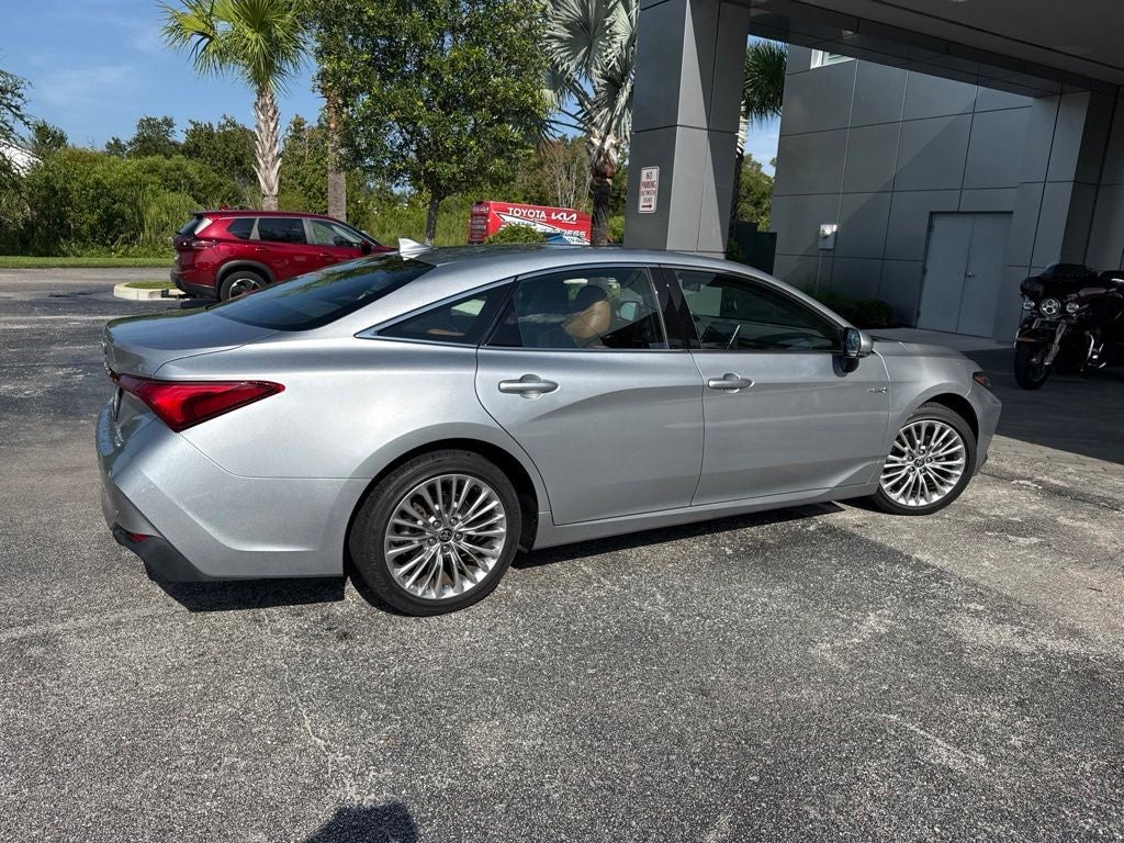2020 Toyota Avalon Hybrid Limited