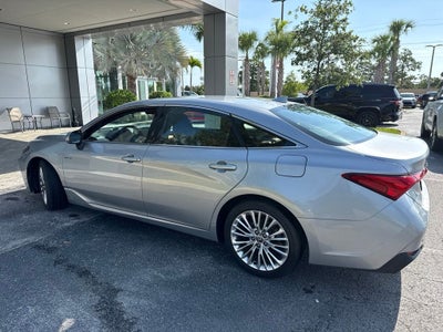 2020 Toyota Avalon Hybrid Limited
