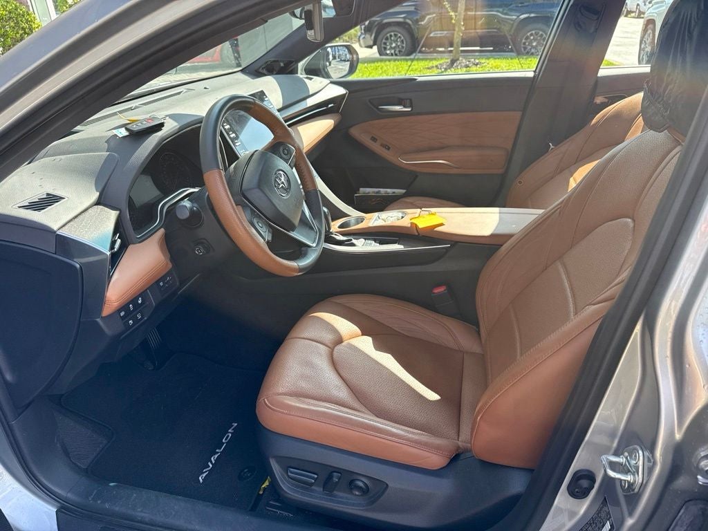 2020 Toyota Avalon Hybrid Limited