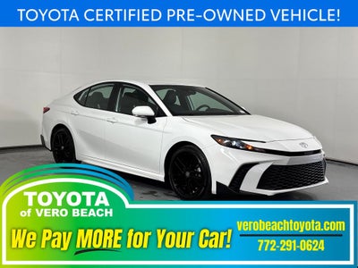 2025 Toyota Camry SE