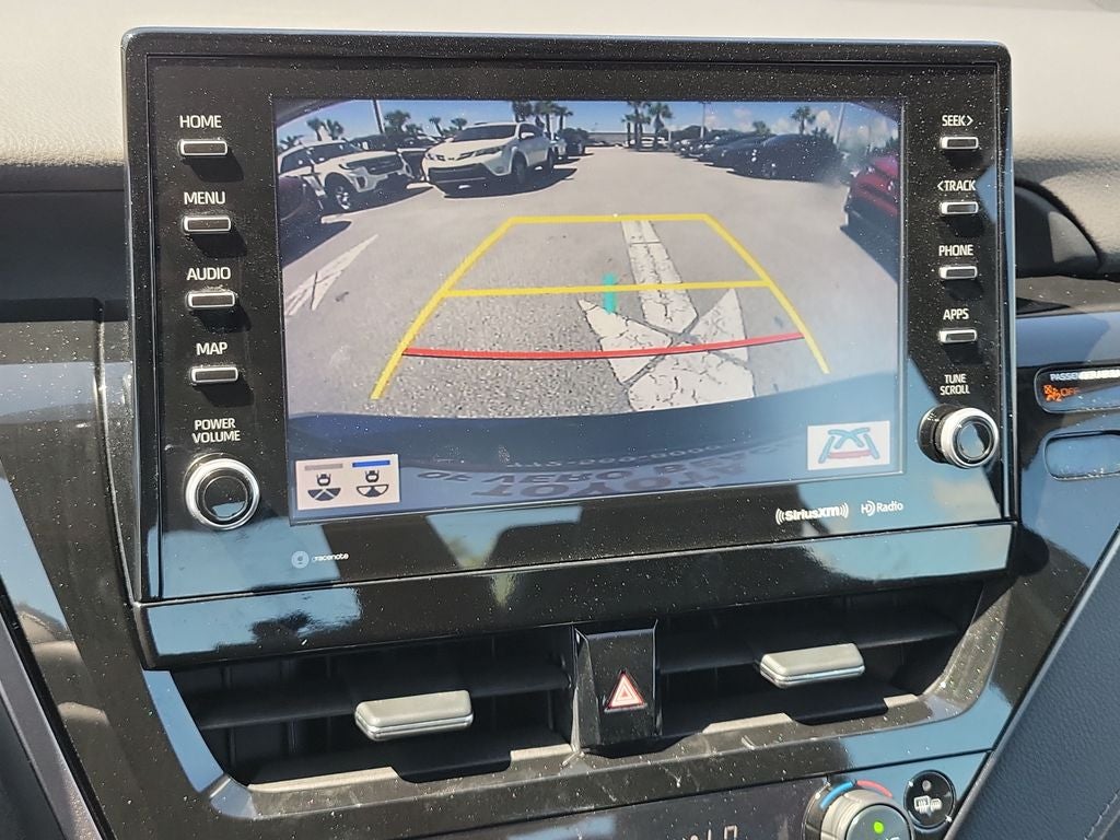 2023 Toyota Camry Hybrid XLE