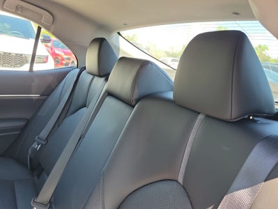 2023 Toyota Camry Hybrid XLE