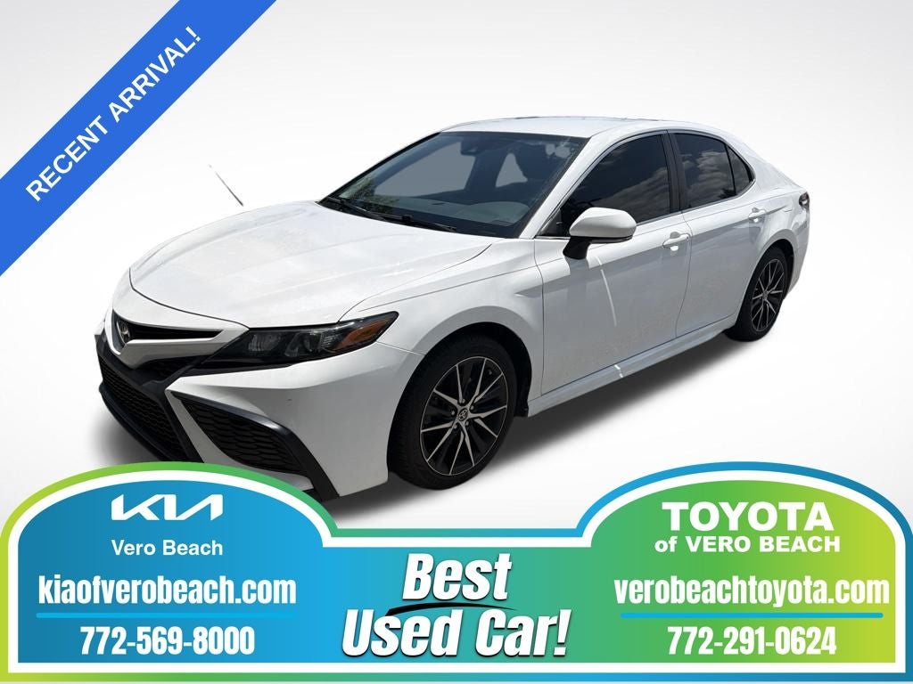 2022 Toyota Camry SE