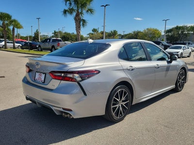 2024 Toyota Camry SE