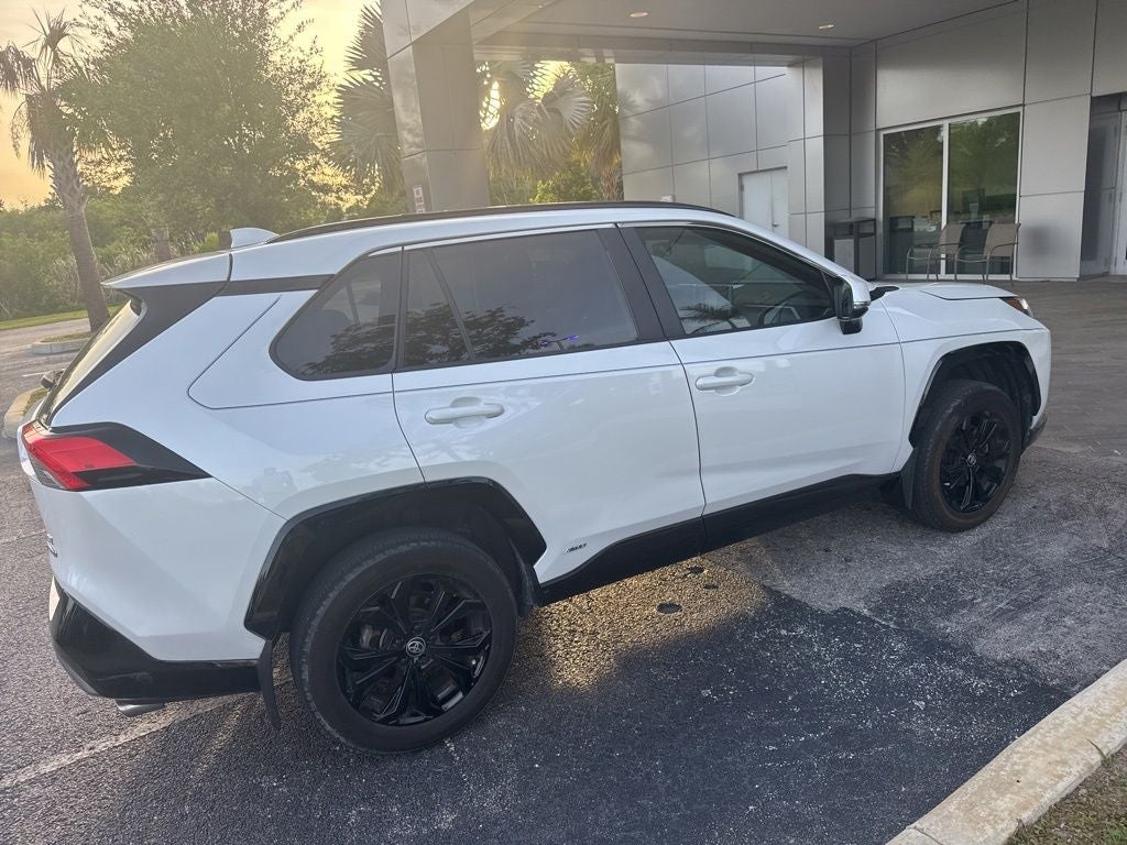 2024 Toyota RAV4 Hybrid SE