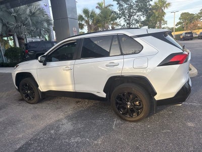 2024 Toyota RAV4 Hybrid SE