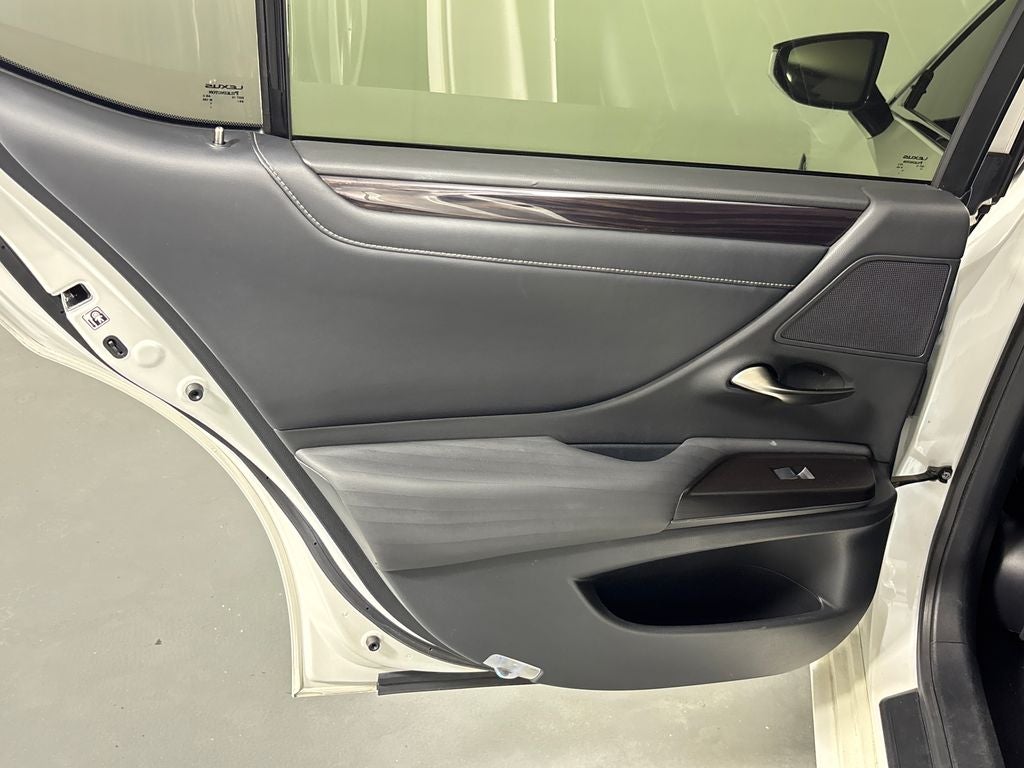 2019 Lexus ES 350 Luxury