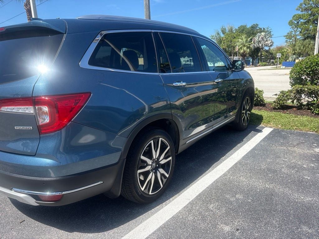 2021 Honda Pilot Touring 8 Passenger