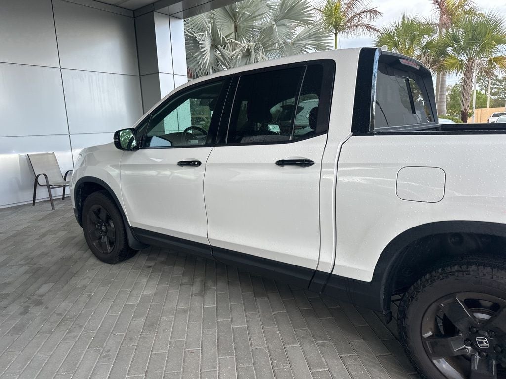2025 Honda Ridgeline Black Edition