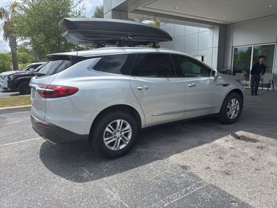 2020 Buick Enclave Essence