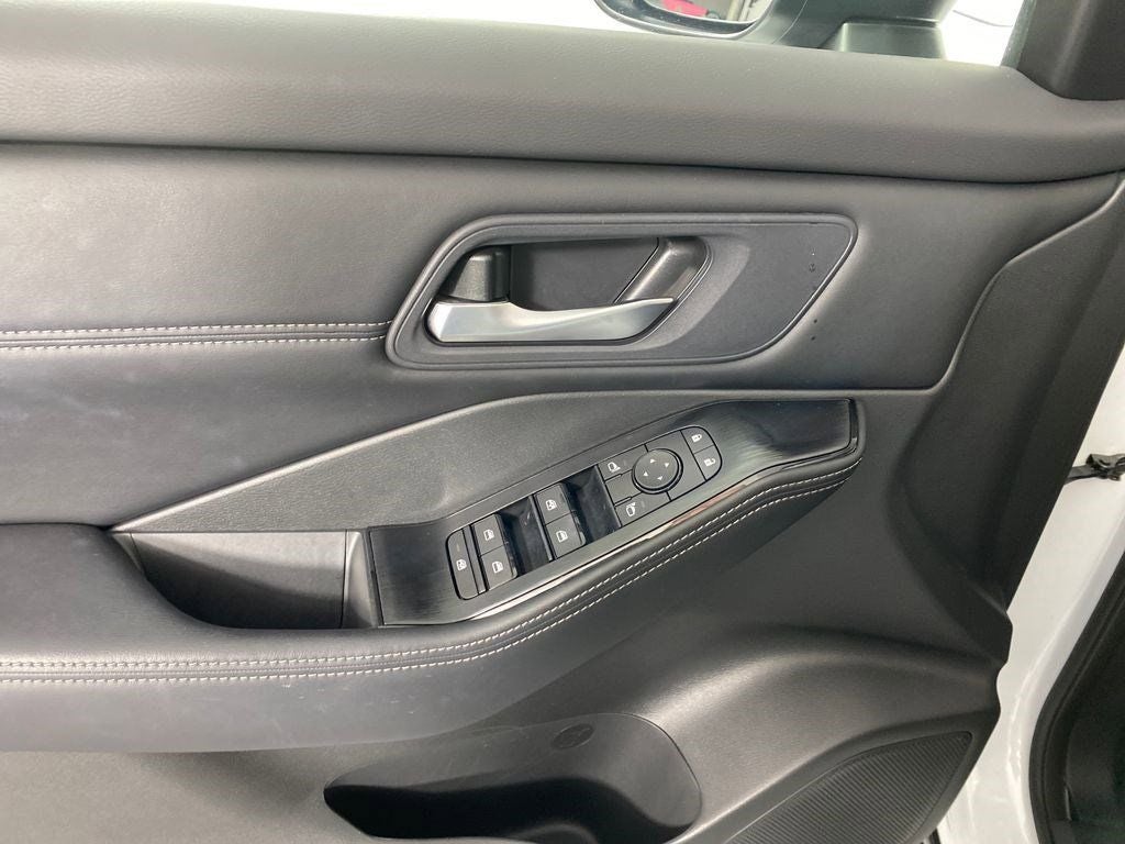 2024 Nissan Rogue SV Premium