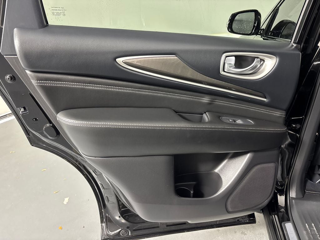 2017 INFINITI QX60 Base