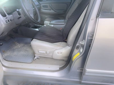 2002 Toyota Sequoia Limited