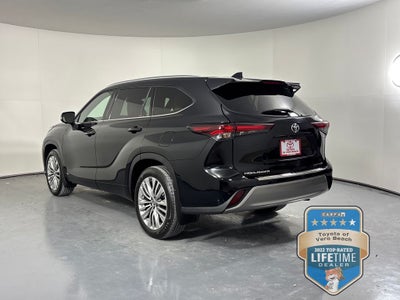 2025 Toyota Highlander Hybrid Platinum