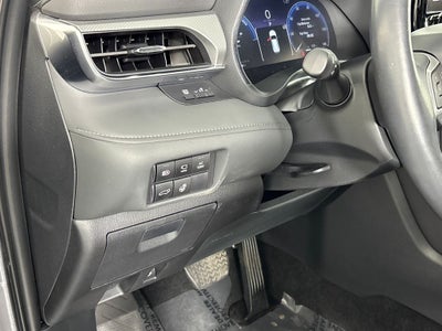 2023 Toyota Highlander Hybrid Platinum
