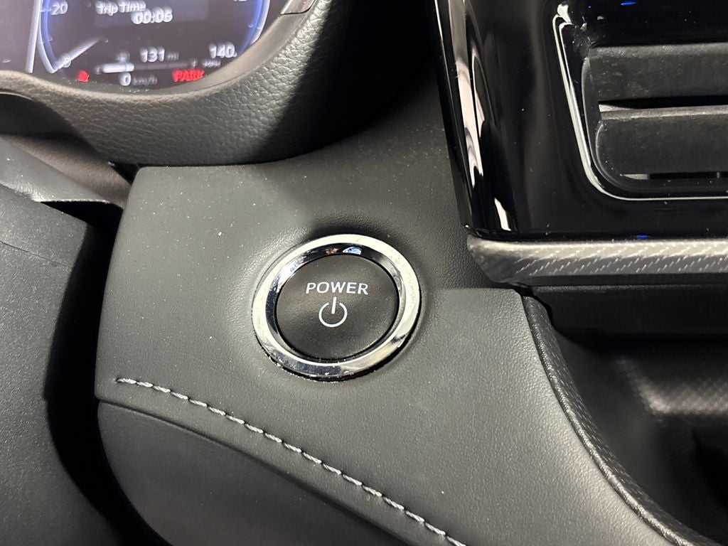 2023 Toyota Highlander Hybrid Platinum