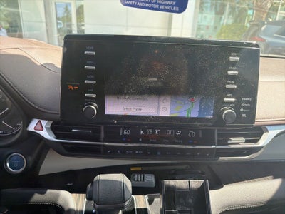 2024 Toyota Sienna Platinum 7 Passenger