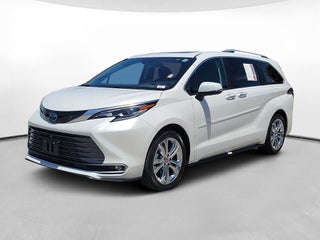 2024 Toyota Sienna Platinum 7 Passenger