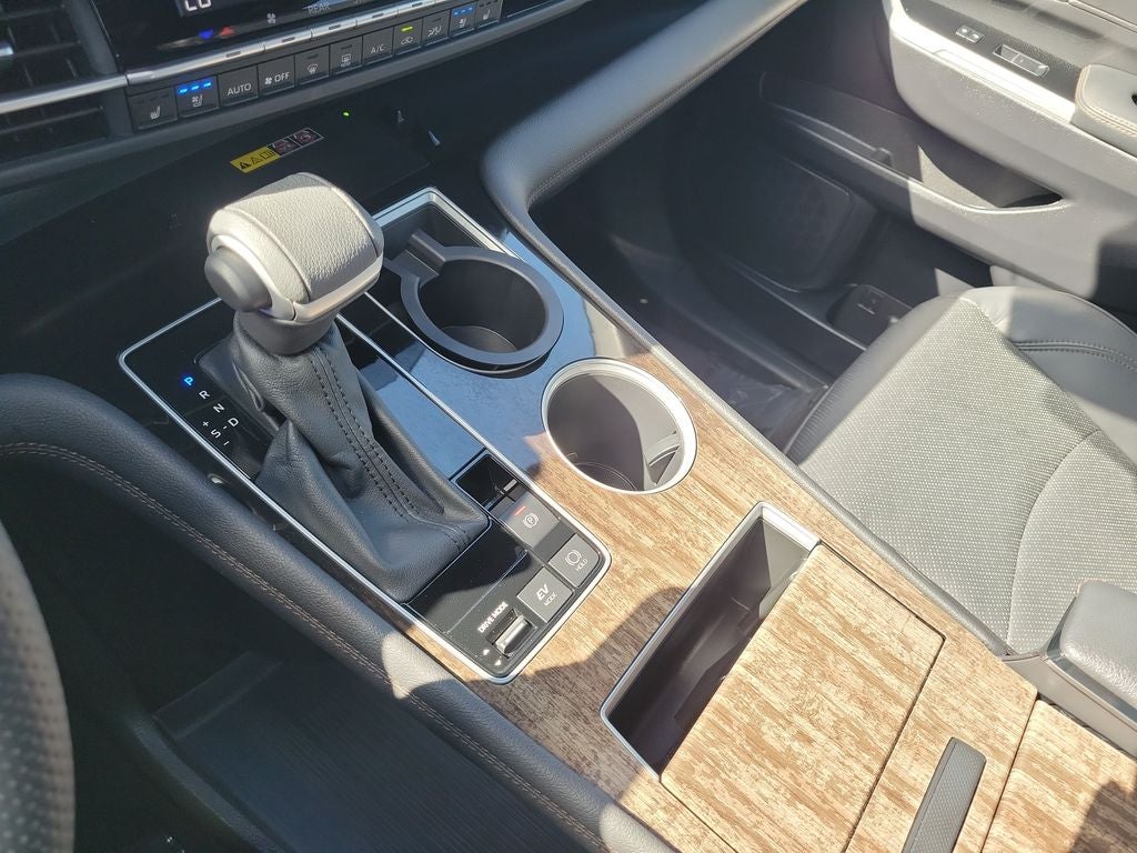2025 Toyota Sienna Platinum 7 Passenger