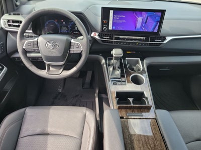 2026 Toyota Sienna Platinum 7 Passenger