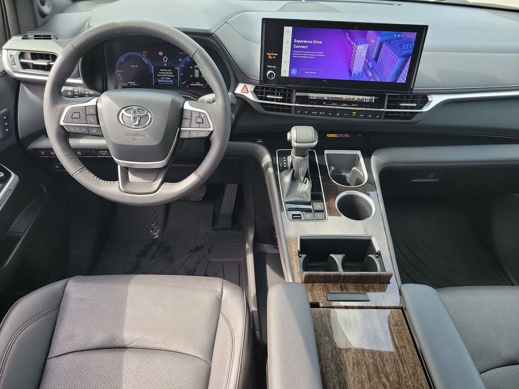 2026 Toyota Sienna Platinum 7 Passenger