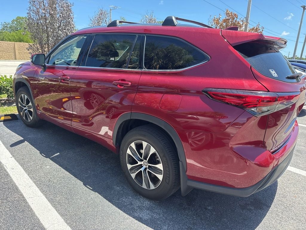 2020 Toyota Highlander Hybrid XLE