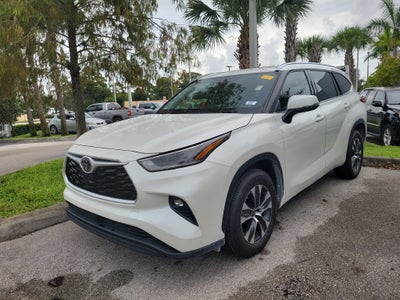 2021 Toyota Highlander XLE