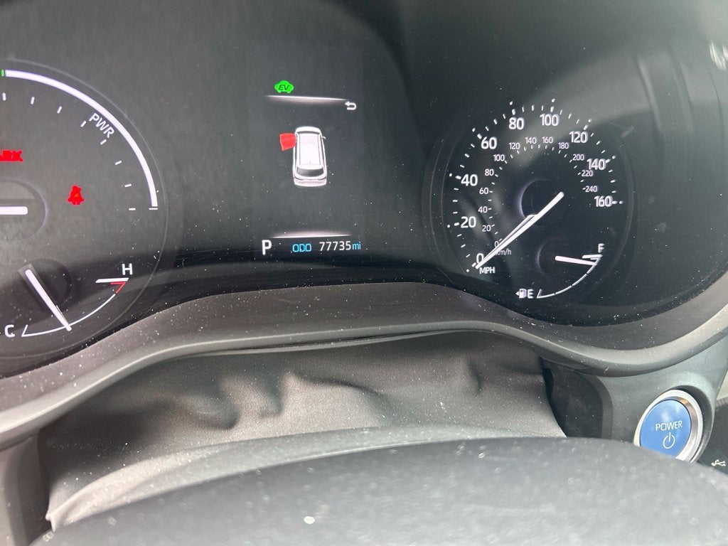 2021 Toyota Sienna XLE 8 Passenger