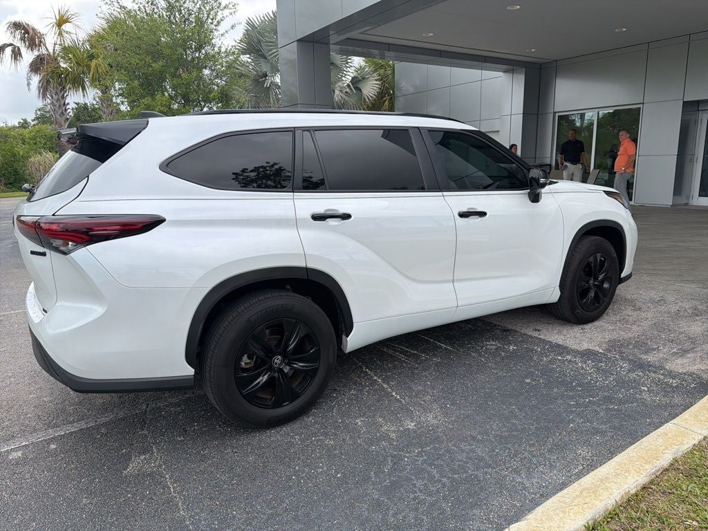 2024 Toyota Highlander Hybrid XLE