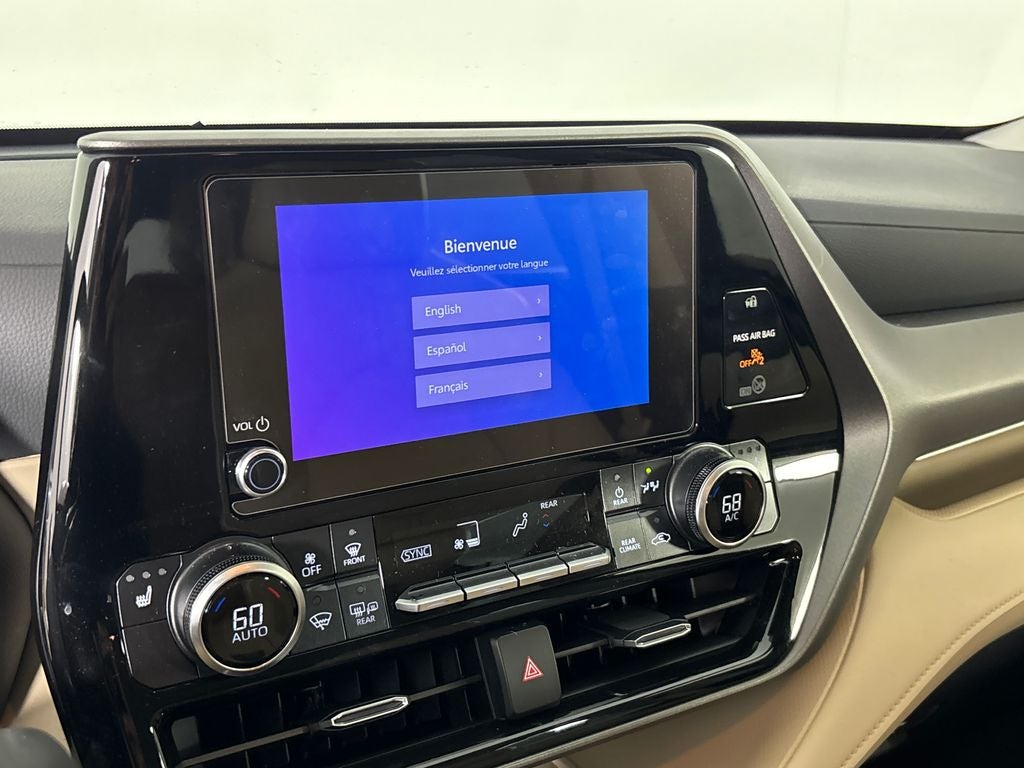 2025 Toyota Highlander Hybrid XLE