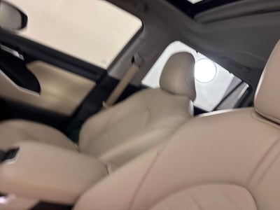 2025 Toyota Highlander Hybrid XLE