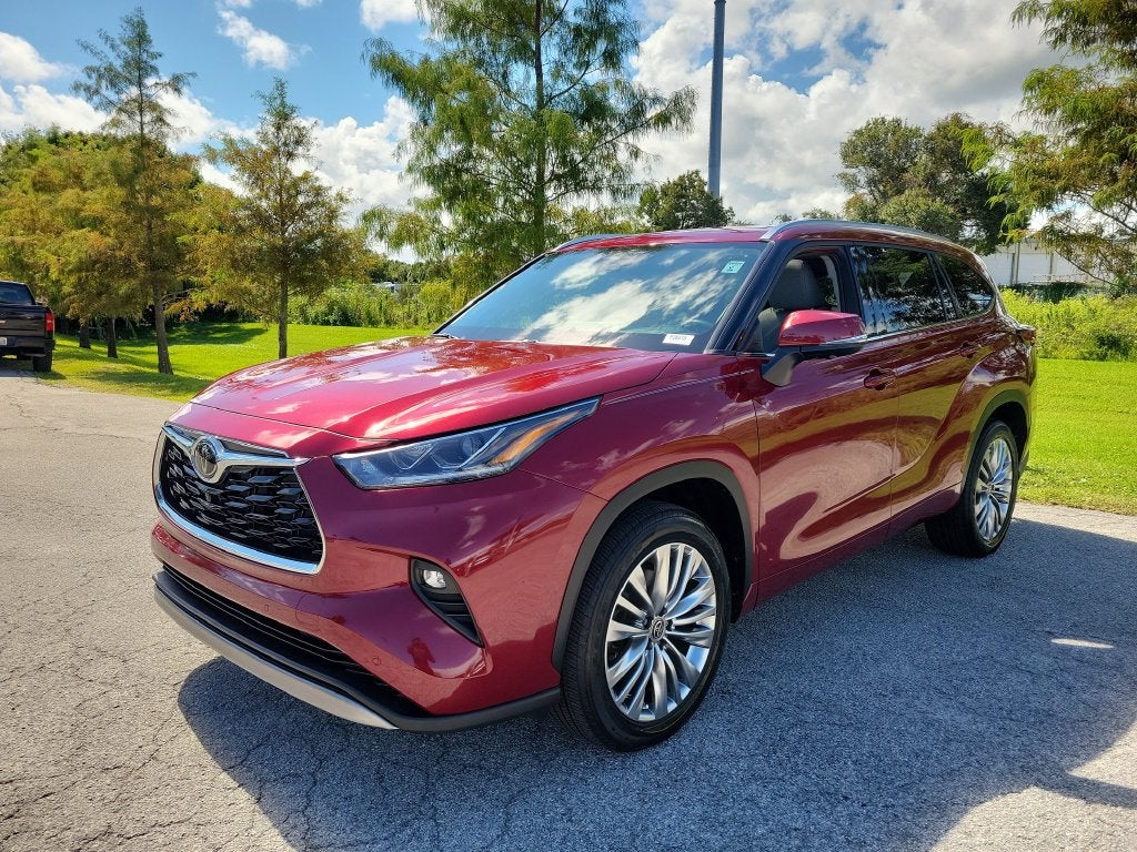 2023 Toyota Highlander Platinum