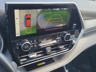 2023 Toyota Highlander Platinum