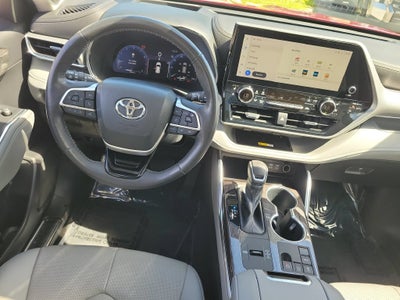 2023 Toyota Highlander Platinum