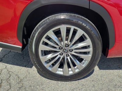 2023 Toyota Highlander Platinum