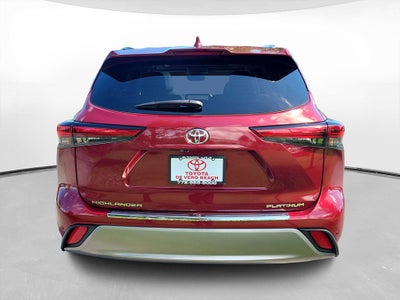 2023 Toyota Highlander Platinum