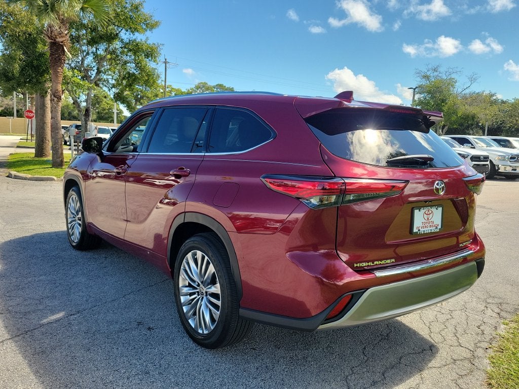 2023 Toyota Highlander Platinum