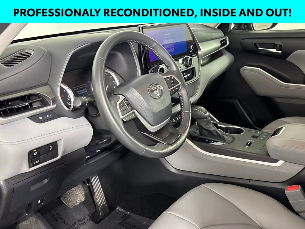 2024 Toyota Highlander XLE