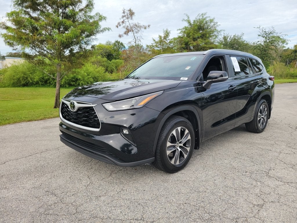 2024 Toyota Highlander XLE