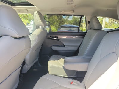 2023 Toyota Highlander Limited