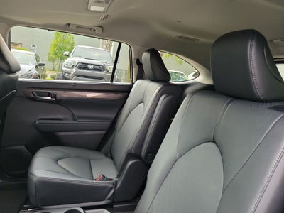 2026 Toyota Highlander Limited